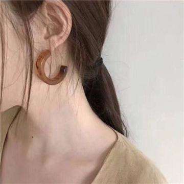 女友伴身边手游汉化版下载